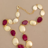 DAKO NECKLACE IN RASPBERRY