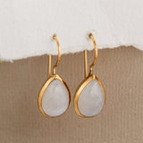 Reine in Moonstone