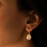 Reine in Moonstone