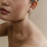 KAI COLUMN EARRINGS IN BLUE CHALCEDONY AND MOONSTONE