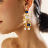 Veloura earrings in lapis
