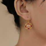 OTTOMAN EARRINGS IN ROSE QUARTZ AND GARNET