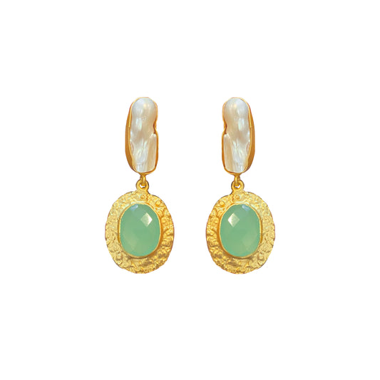 PEARL AND AQUA HAMMERED EARRING