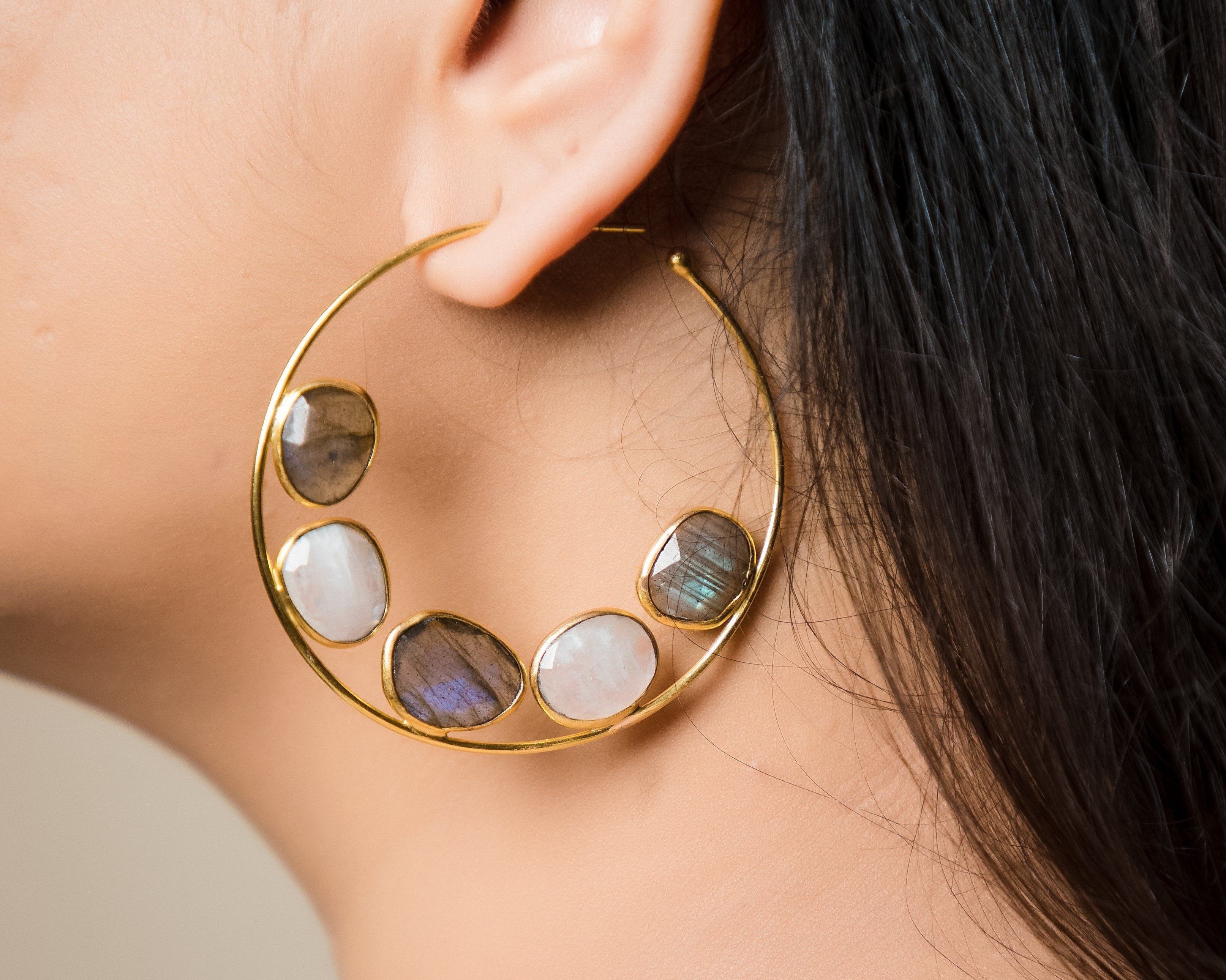 Luna flat gemstone hoops in labradorite and moonstone - Statement Pieces
